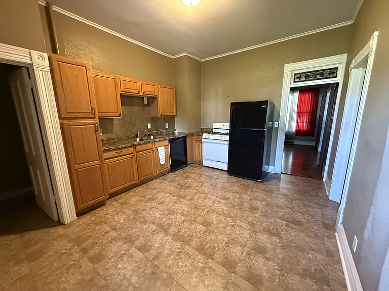 403 & 405 N 4th St #403 — Photo 6