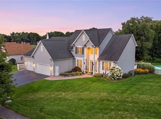 30 Marc Mar Trl, Rochester, NY 14606