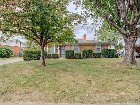 2nd image of 1424 N Saint James Blvd