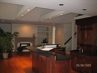 3rd image of 15681 California St