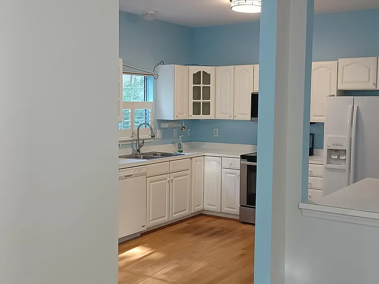 5407 Crosland Ct E — Photo 8