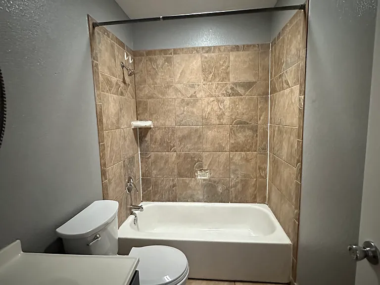 2950 N Alvernon Way #2106 — Photo 17