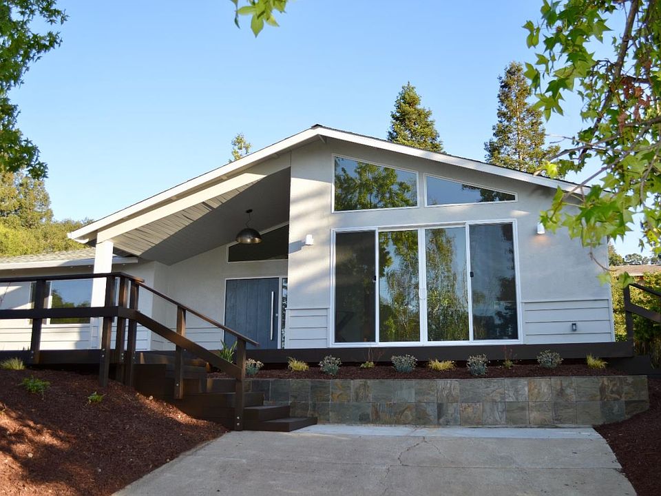 1st image of 100 Belcrest Dr