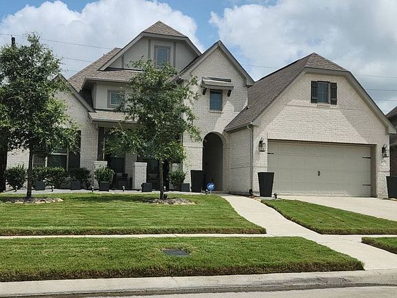3rd image of 3651 Pasteur Ln