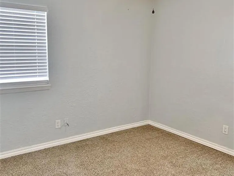 4207 SE Camden Way — Photo 19