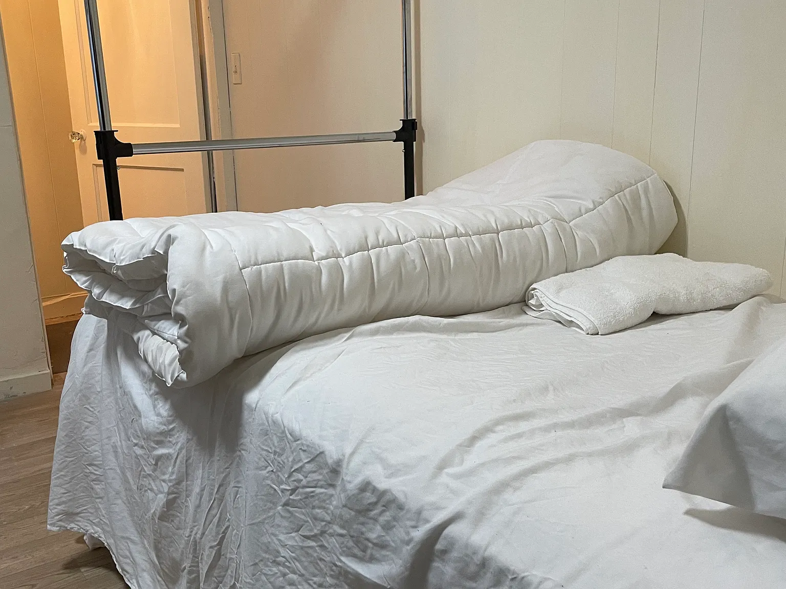 Studio, 300 sqft, $1,200 — Photo 2