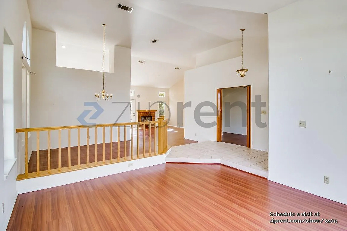 Building Photo - 1812 Dawnridge Ct