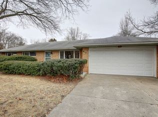 815 Breen Dr, Champaign, IL