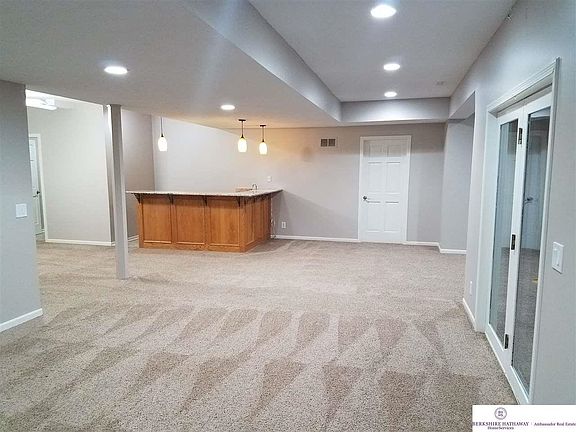 5th image of 4012 N 157th St