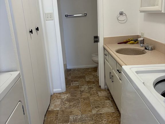 4th image of 1463 Vega Cir APT 7