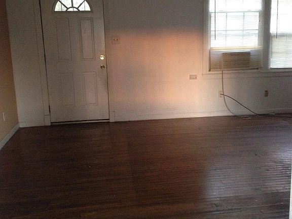 3rd image of 1441 Josephine St