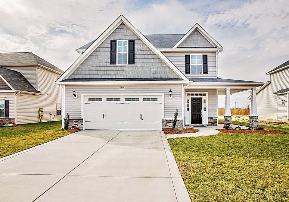 1st image of 5252 Debut Ave