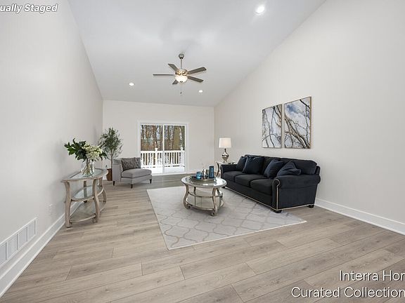 5th image of 2817 W Cobblestone Ct SE #11