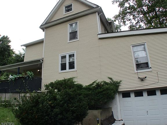 2nd image of 166 Fairview Ave