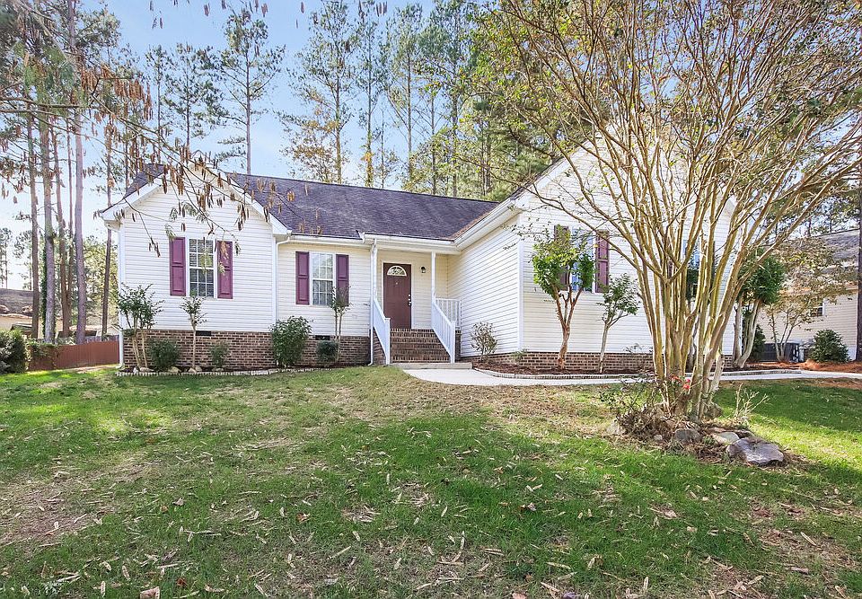 1st image of 300 Wood Green Dr