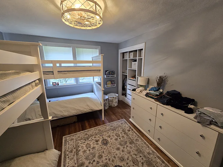 55 Eldred St — Photo 39
