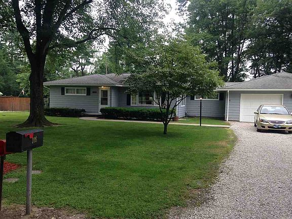 2nd image of 106 Meadowlark Ln