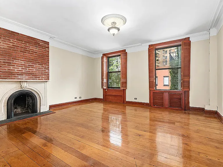45 Grove St #3B — Photo 2