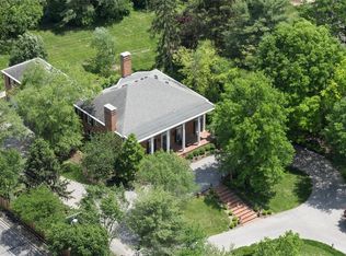 9252 Clayton Rd, Saint Louis, MO 63124