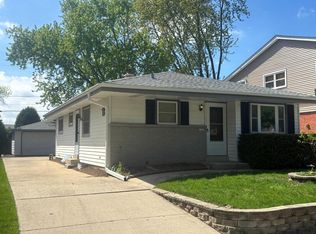 2161 S 111th St, West Allis, WI 53227