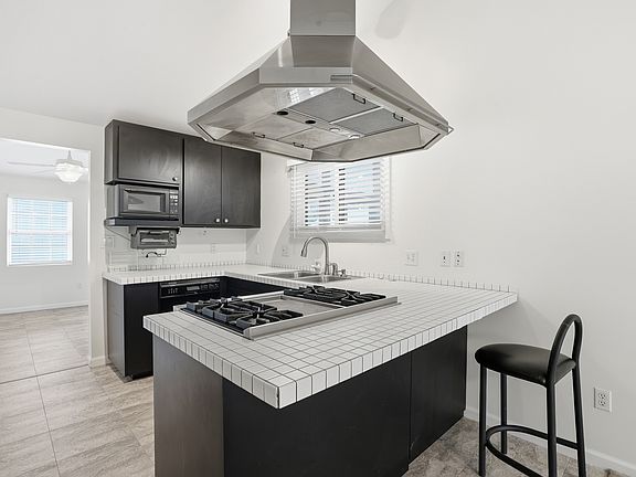 5th image of 208 Penrose Dr