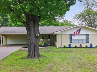 2025 E Belclaire Cir, Corsicana, TX 75110