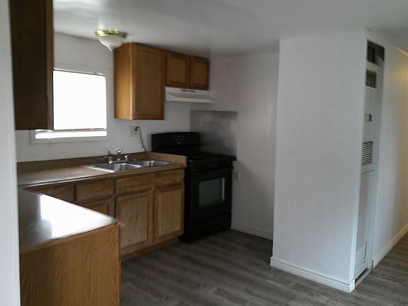 4th image of 272 N 200 W #3B
