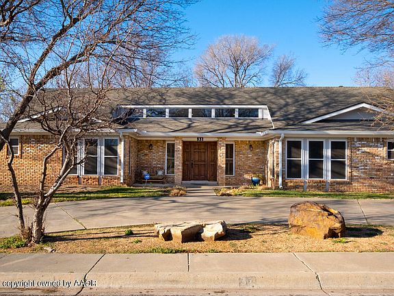 3rd image of 31 Fairway Dr