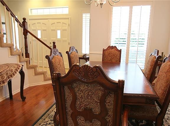 5th image of 1709 Gunnison Dr