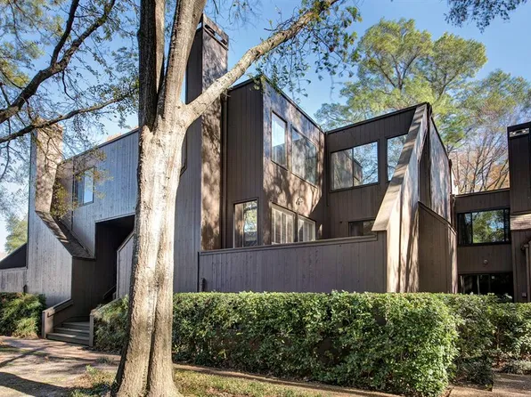 91 Litchfield Ln, Houston, TX 77024