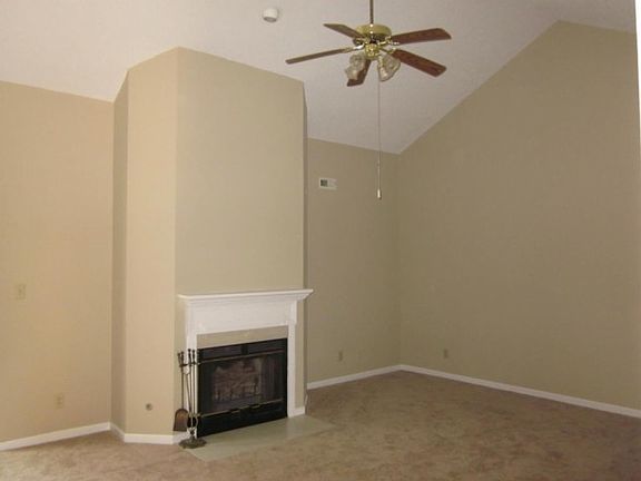 2nd image of 8433 Norway St