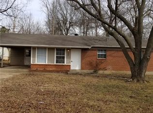 2208 Sycamore Pl, Springdale, AR 72762