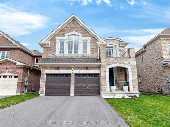 7 Forman St, Scugog, ON L9L 0B2