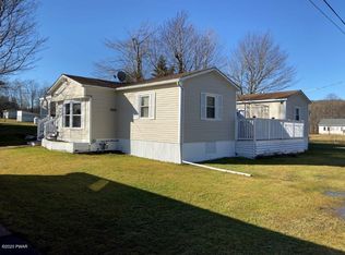 421 Main St, Mayfield, PA 18433