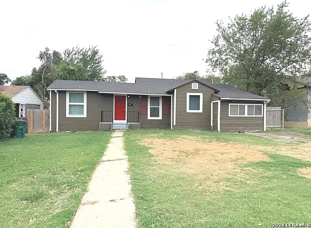 3 bed, 1.0 bath, 1262 sqft, $1,500 — Photo 1