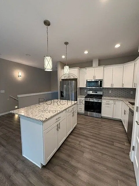 5683 Sunstone Pl #102
