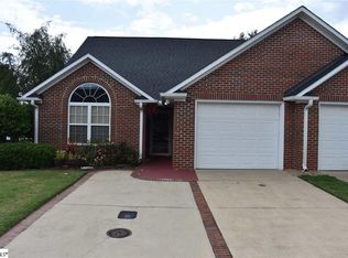 101 Dove Haven Dr, Simpsonville, SC 29681