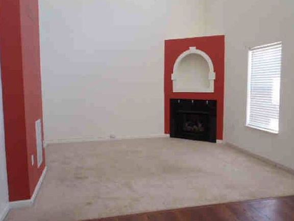 2nd image of 107 Wagen Dr