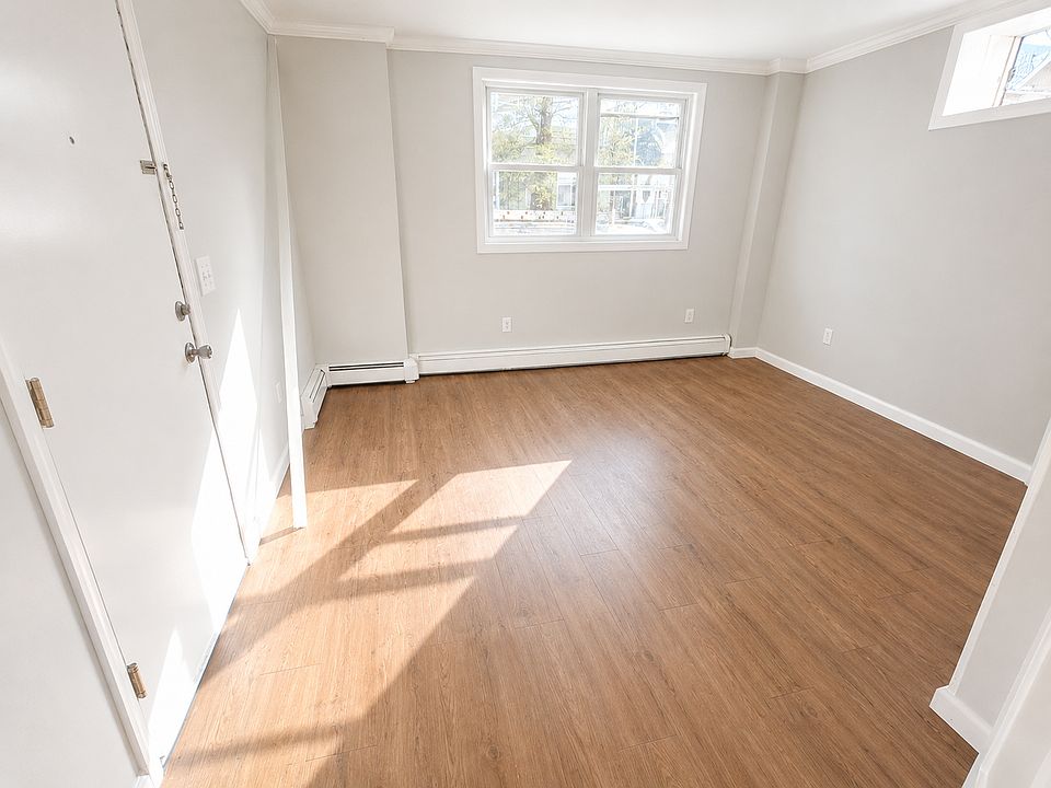 1st image of 50 Cortland St #1L
