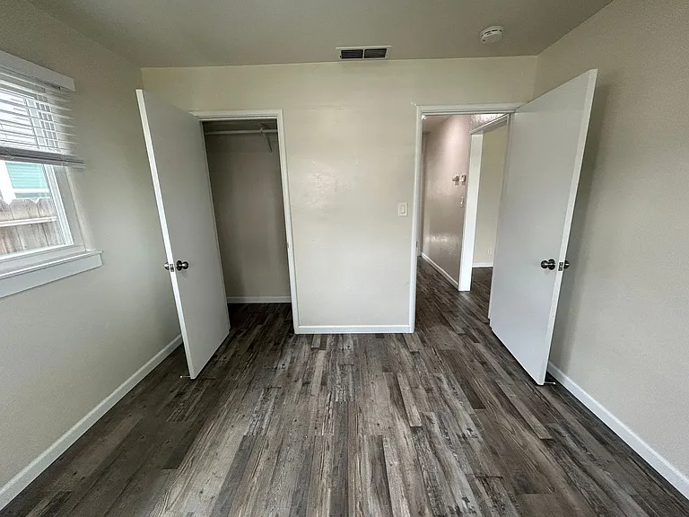 3603 - DeLash — Photo 8