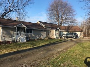 9466 Lamberton Rd, Fredonia, NY 14063