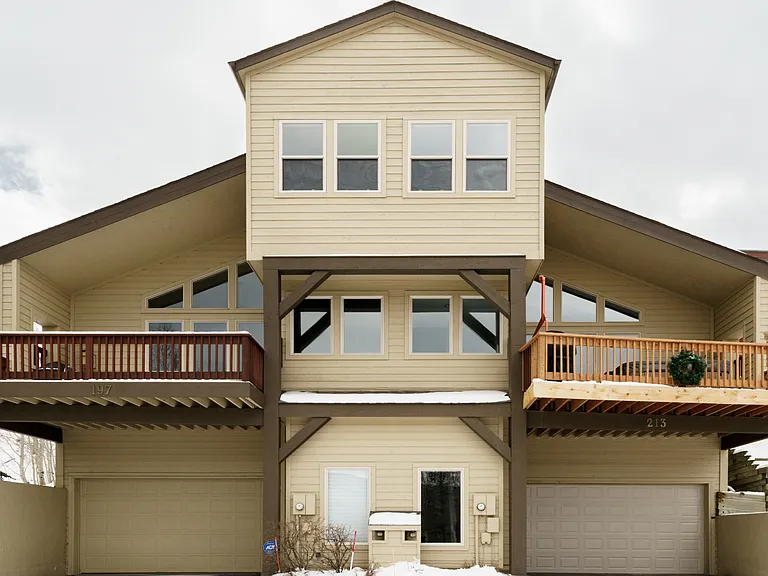 213 Fawn Ct — Photo 33