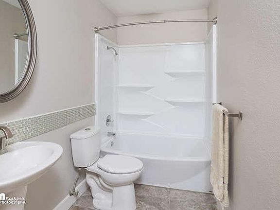 Clean, up to date bath