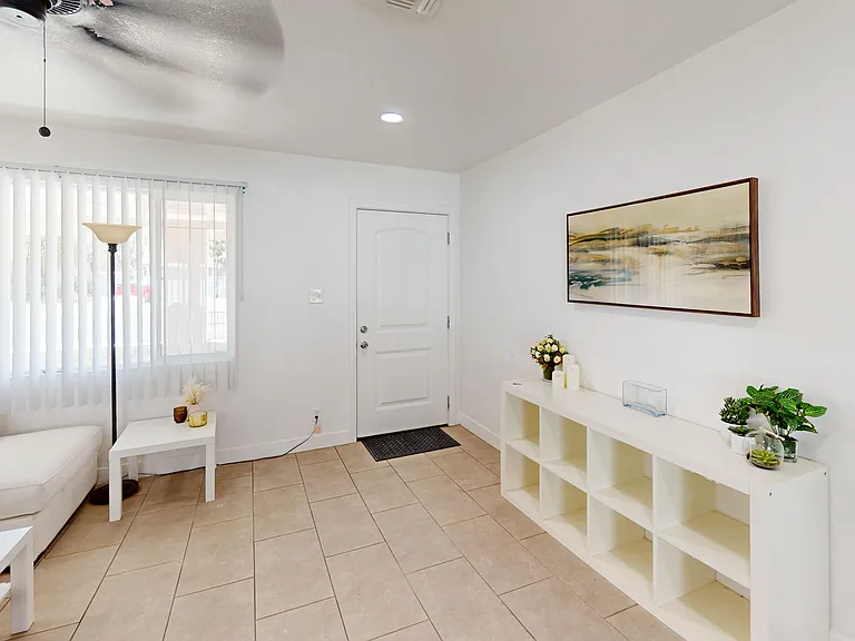 1408 E Orange St #3 — Photo 5