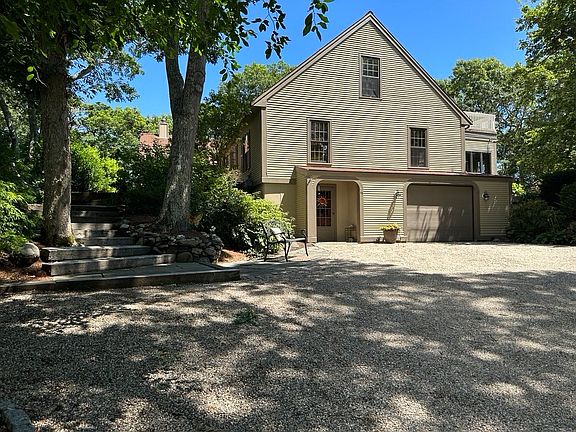 3rd image of 48 Sea Marsh Rd