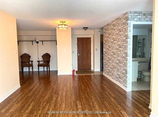 23 Lorraine Dr #306, Toronto, ON M2N 6Z6