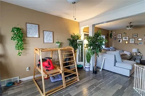 2 bed, 1459 sqft, $1,350 — Photo 4