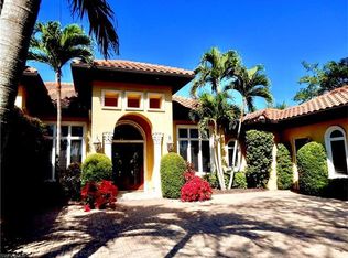 491 Bow Line Dr, Naples, FL 34103