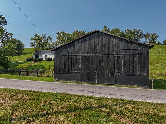 4th image of 769 Mount Pleasant Rd