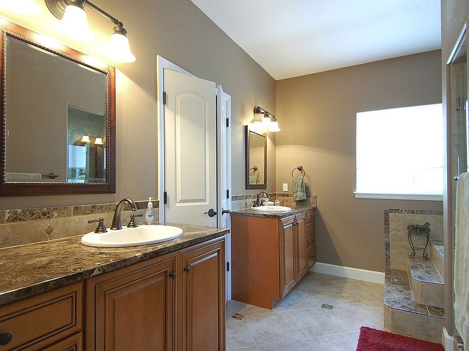 Gorgeous master bath